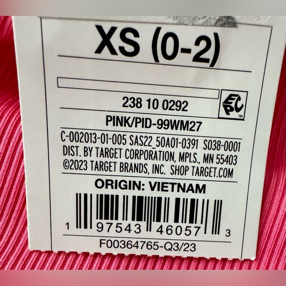 Women's Shirred Ribbed Bandeau Cheeky
One Piece Swimsuit - Shade & Shore - Picture 4 of 5